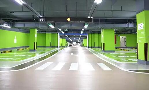 南京車庫(kù)劃線施工多少一米，南京馬路邊上畫停車位線多少錢一米？