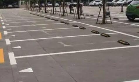 淮南有專業(yè)做車位畫線的嗎？飛揚為您提供優(yōu)質(zhì)解決方案！