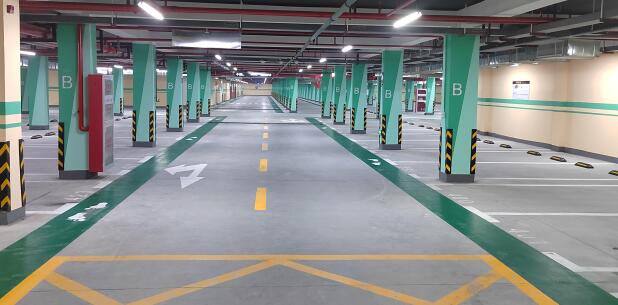 停車位劃線施工噴漆分步指南？從準備到驗收，確保劃線規范耐用